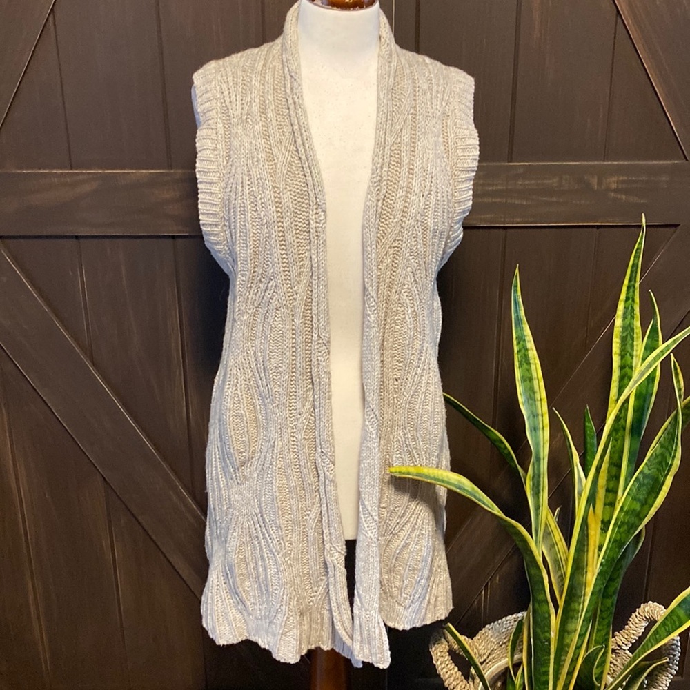 Cabi-Medium Tan long cardigan vest